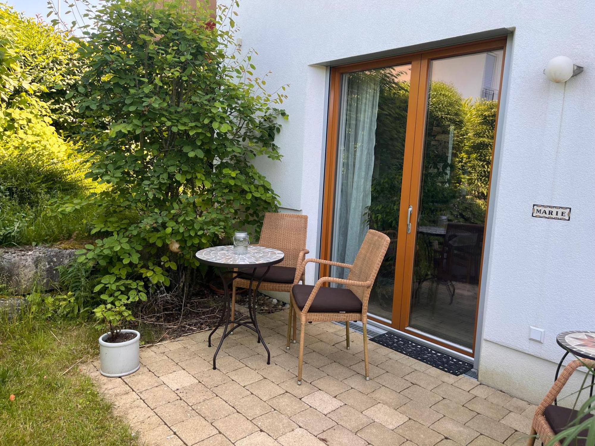 Ferienwohnungen Im Rosengarten Bodman-Ludwigshafen Exterior photo